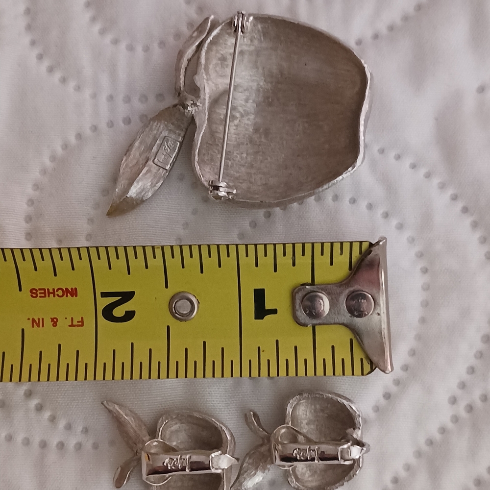 Judy Lee Vintage Silver Apple Set - Picture 9 of 10
